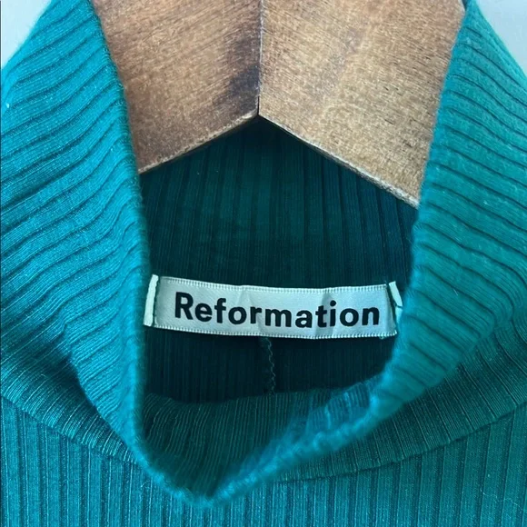 Reformation Maya Dress - Picture 6 of 10